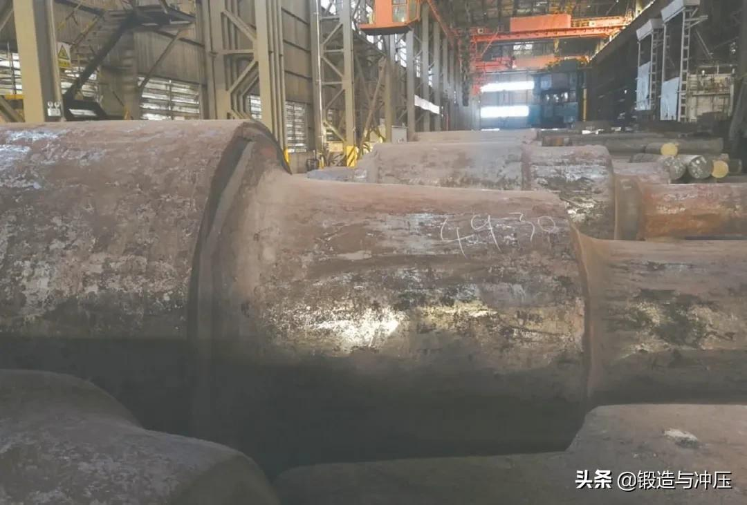 軸類鍛件錐形臺(tái)程序鍛造(圖2) 軸類鍛件錐形臺(tái)程序鍛造(圖2)